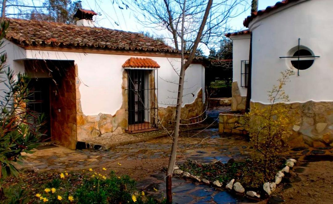 Las Cabanas De Buffalos Cumbres Mayores Exterior photo